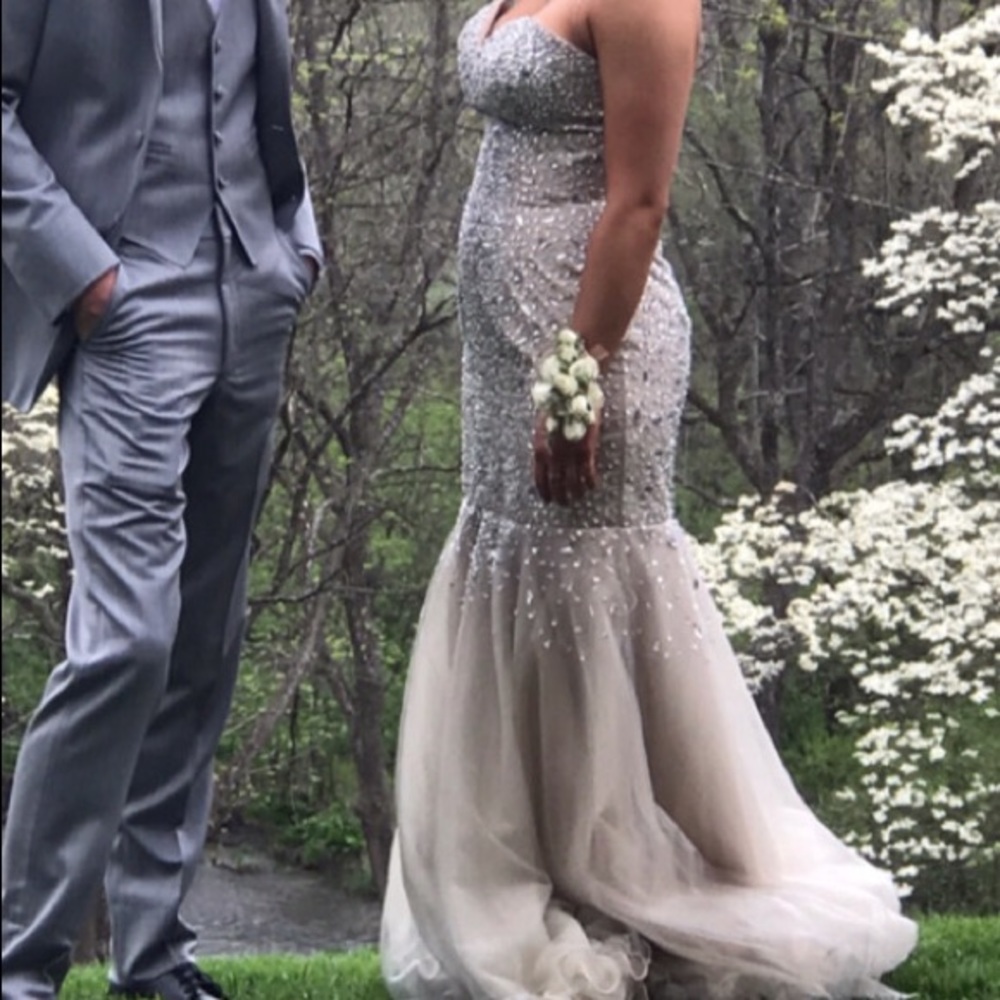 Prom dress